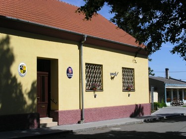 Knihovna, Oplocany č.p.100